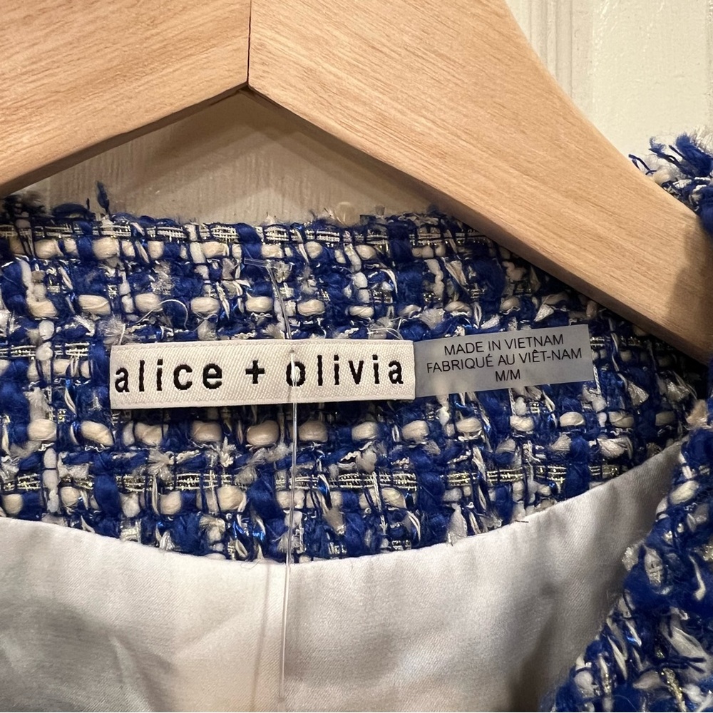 NWOT Alice and Olivia Women’s Kidman Tweed Jacket Blue/White Size Medium - Picture 3 of 7
